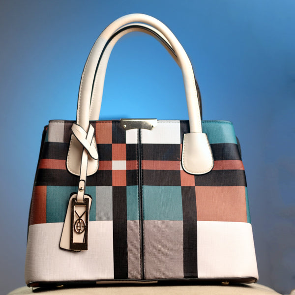 Elevate Your Style with Premium Ladies' Bags